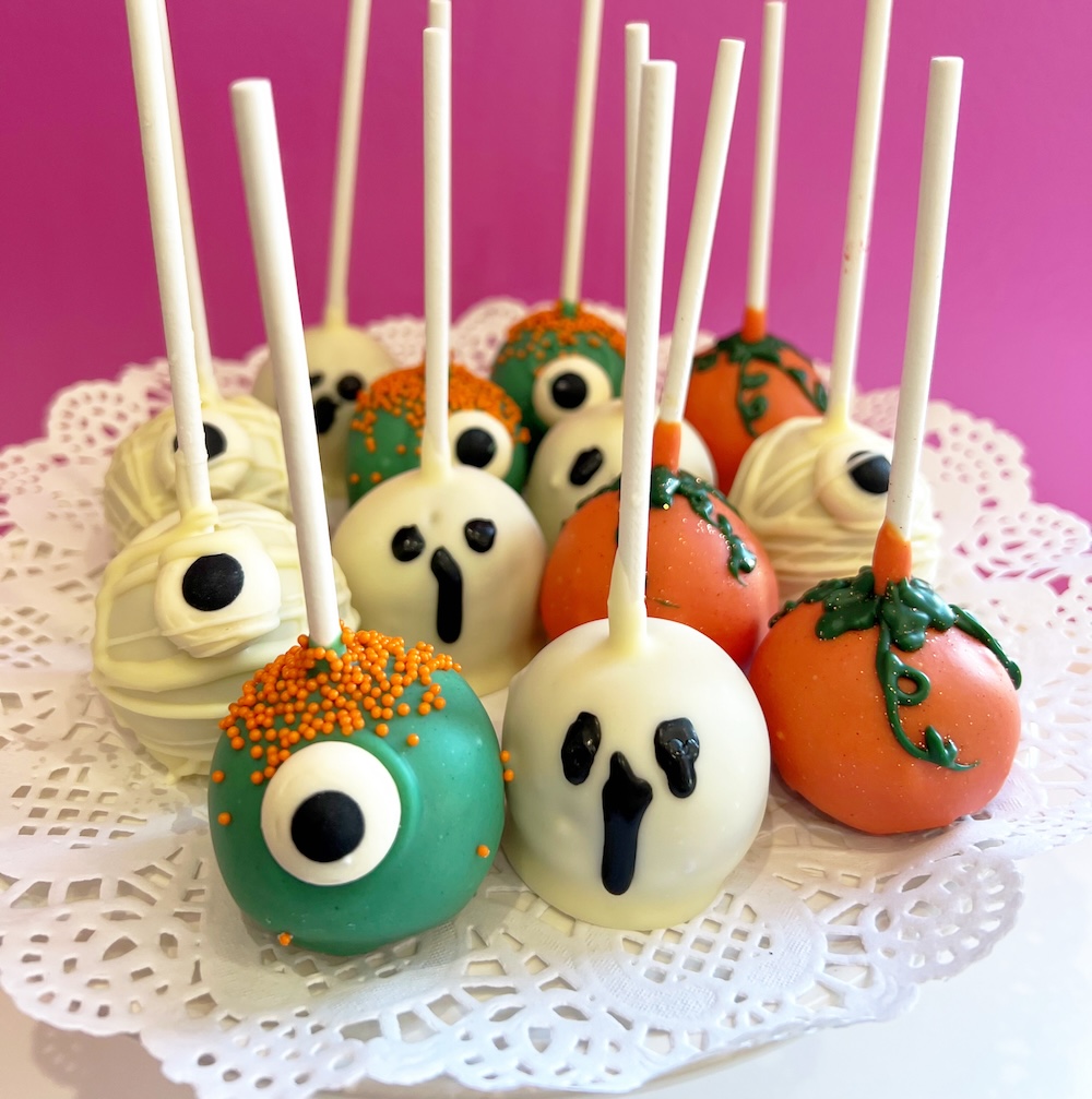 Halloween Cake Pops